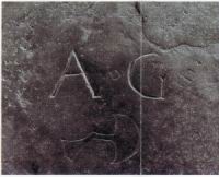 08 - Cloitre, Inscription sur dalle funeraire du cloitre